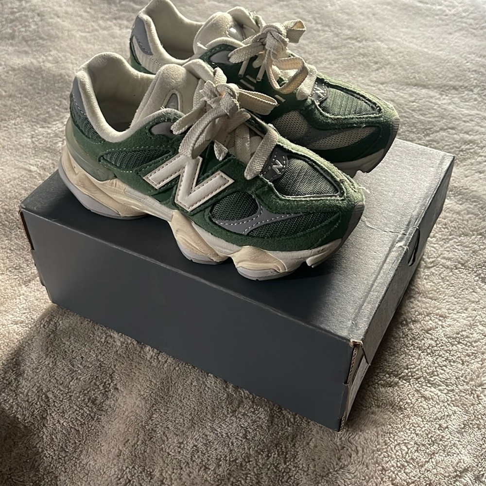 Toddler New Balance Sneakers✨